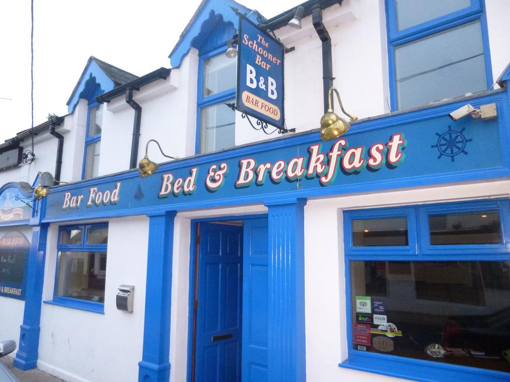 The Schooner Tavern Ballycotton Buitenkant foto