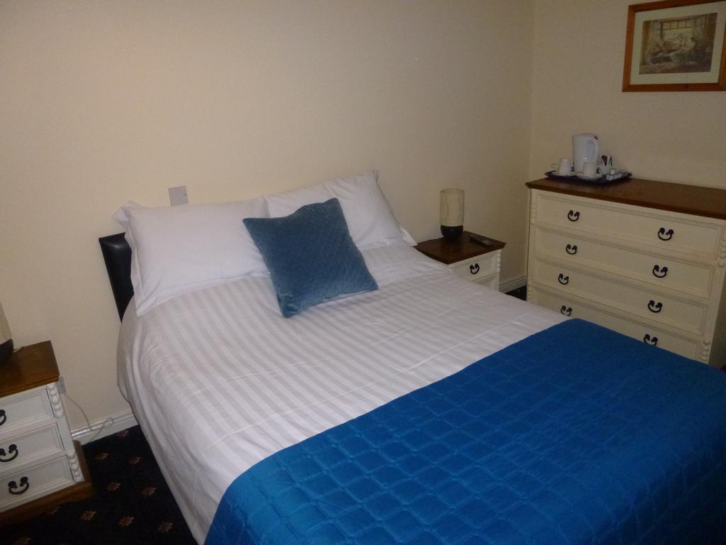 The Schooner Tavern Ballycotton Kamer foto